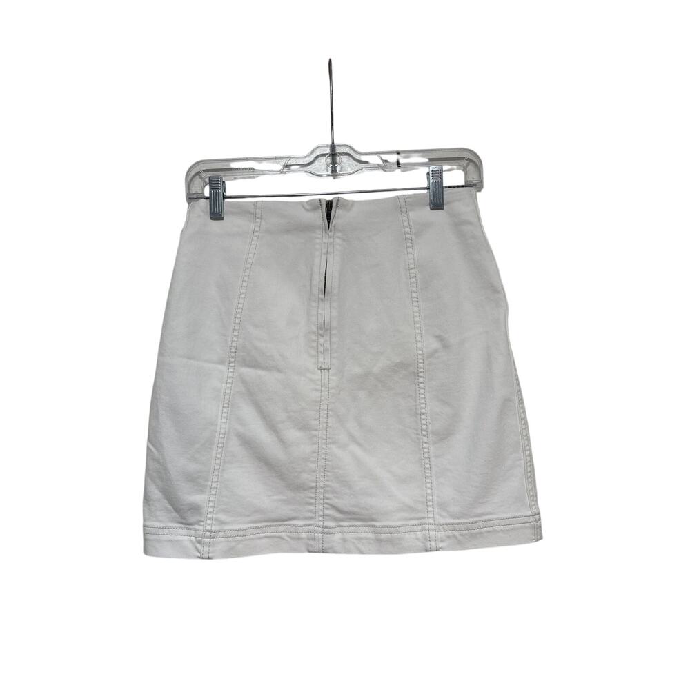 Free People White Denim Mini Skirt Size 6 - Picture 9 of 9